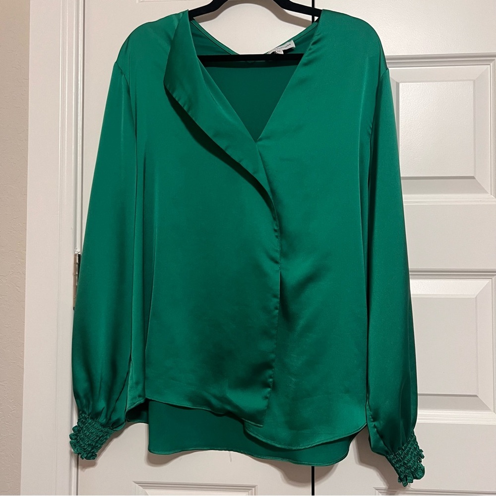 Gibson Latimer Vibrant Green Blouse